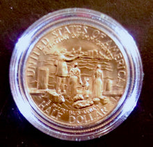 Load image into Gallery viewer, Coin US 50c Comm - 1986-D Statue Of Liberty Half Dollar - US Mint Commemorative - Silver Clad - W/ Acrylic Protective Capsule