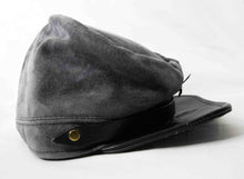 Load image into Gallery viewer, Military Memorabilia Vintage Civil War - Confederate Infantry Hat - Beautifully Hand-Crafted - Suede / Leather - Reenactment / Cosplay - South / Confederacy - 2nd Place / Losers